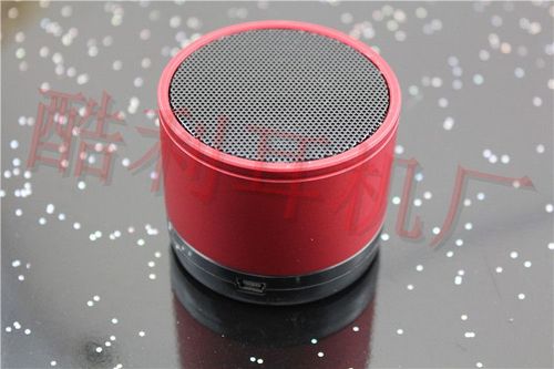 S10便携蓝牙音箱 工厂直供，开启车载免提与户外娱乐新体验